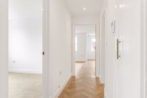 Entrance Hall- click for photo gallery